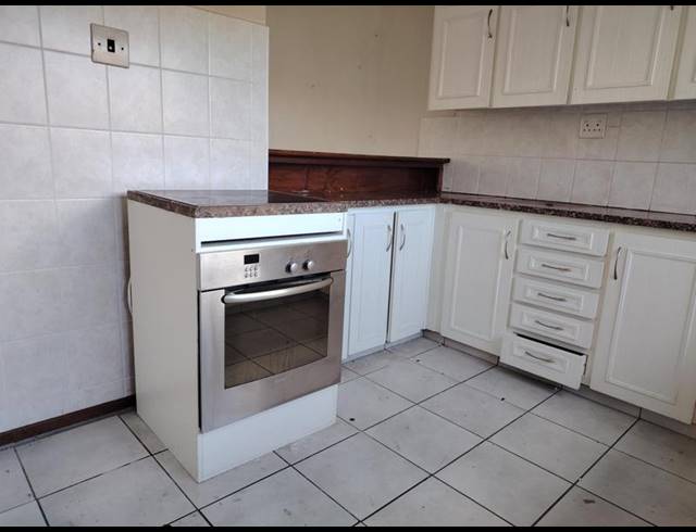 2 BEDROOM APARTMENT FOR SALE IN MUSGRAVE